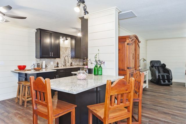 513 Patterson Street, Bowie, TX 76230