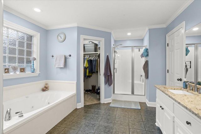 21 Crescent Ridge Dr, Hattiesburg, MS 39402