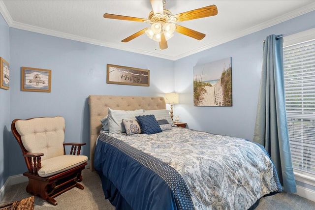 21 Crescent Ridge Dr, Hattiesburg, MS 39402