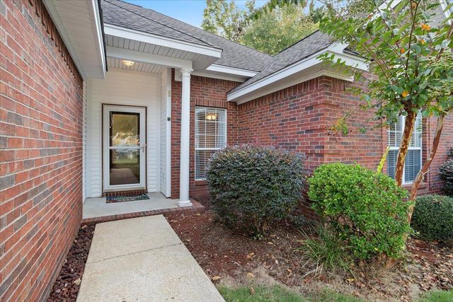 21 Crescent Ridge Dr, Hattiesburg, MS 39402