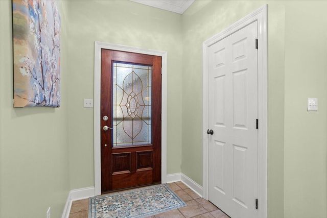 21 Crescent Ridge Dr, Hattiesburg, MS 39402