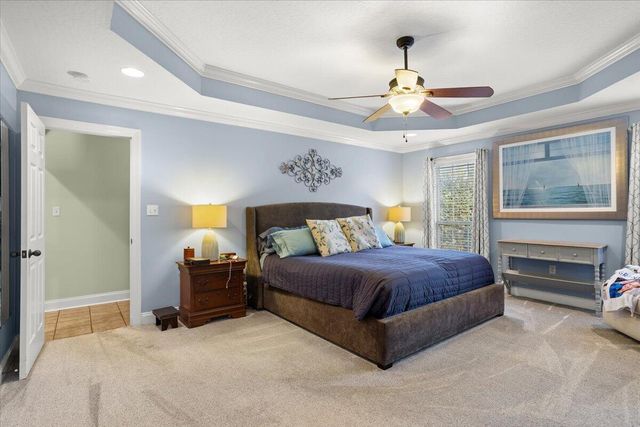 21 Crescent Ridge Dr, Hattiesburg, MS 39402