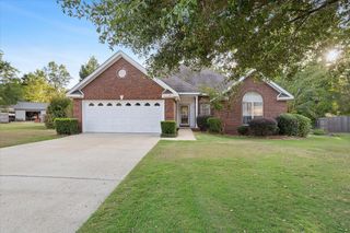 21 Crescent Ridge Dr, Hattiesburg, MS 39402