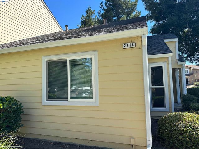 2714 Harvest Ln, Antioch, CA 94531