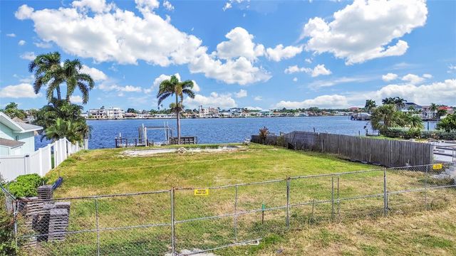 316 173RD AVENUE E, North Redington Beach, FL 33708
