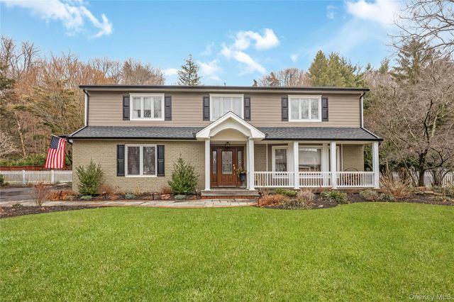 28 Clipper Drive, Northport, NY 11768