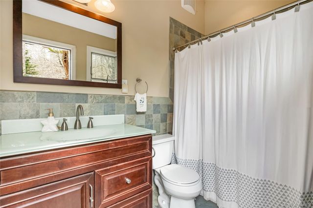 28 Clipper Drive, Northport, NY 11768