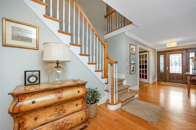 28 Clipper Drive, Northport, NY 11768