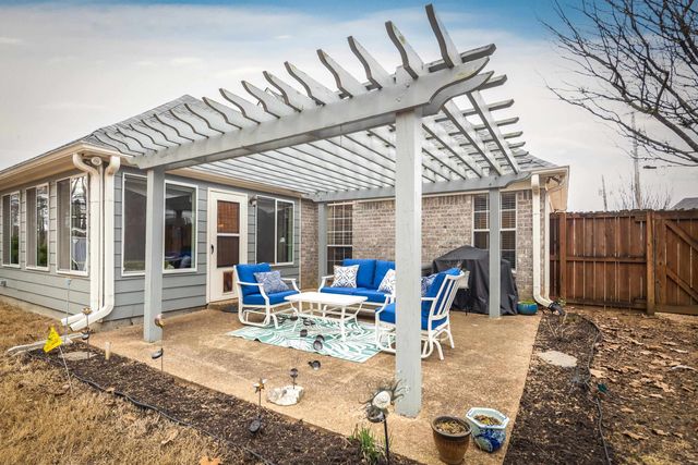 20 BROOKHAVEN LN, Oakland, TN 38060