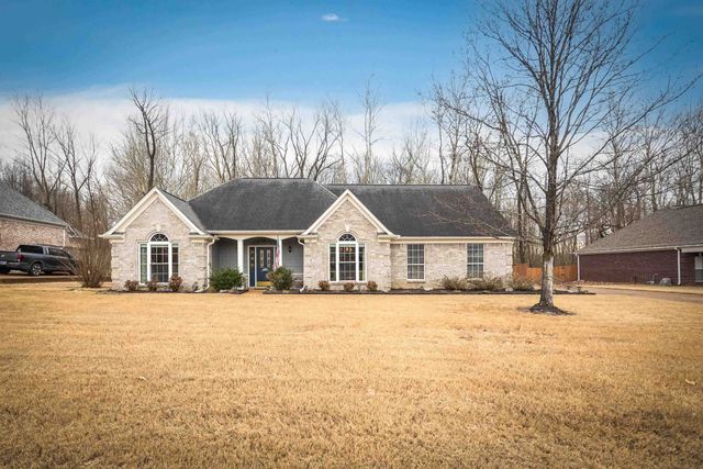 20 BROOKHAVEN LN, Oakland, TN 38060