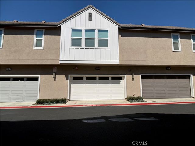 16064 Jamie 8, Fontana, CA 92336