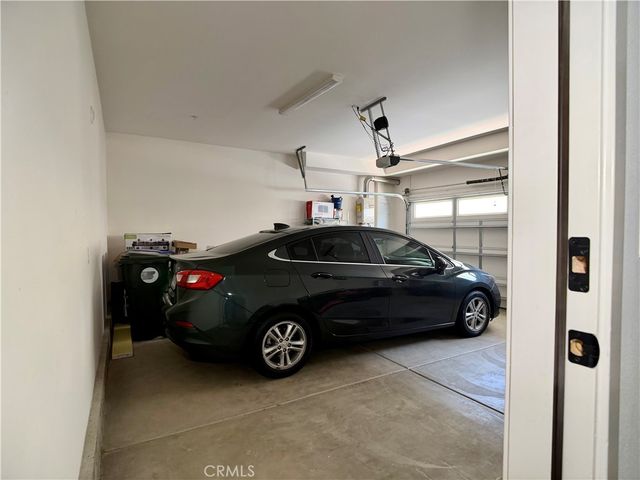 16064 Jamie 8, Fontana, CA 92336