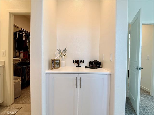 16064 Jamie 8, Fontana, CA 92336
