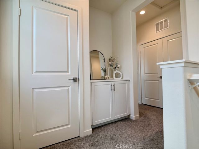 16064 Jamie 8, Fontana, CA 92336