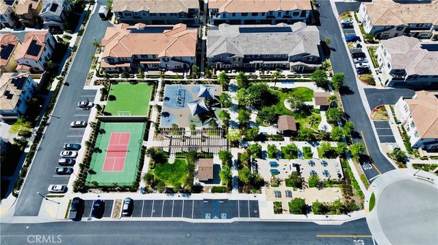 16064 Jamie 8, Fontana, CA 92336