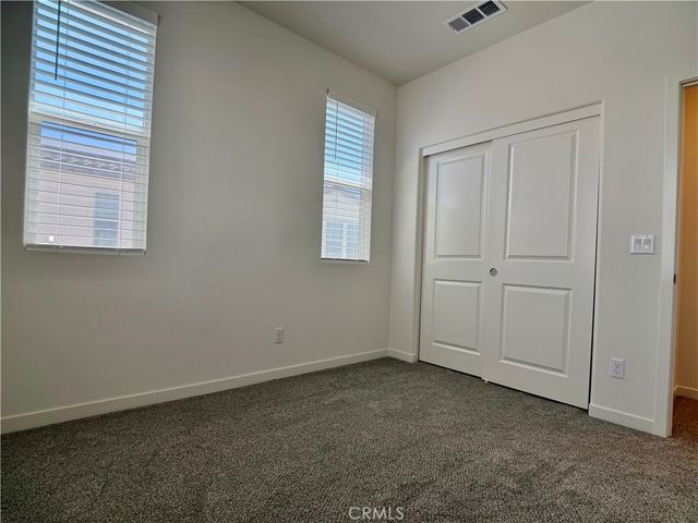 16064 Jamie 8, Fontana, CA 92336