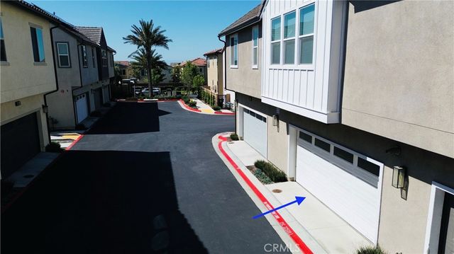 16064 Jamie 8, Fontana, CA 92336