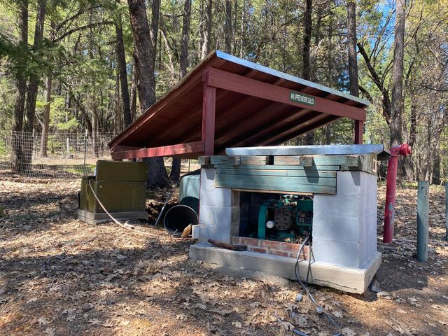 440 Upper Moore Gulch Road, Trinity Center, CA 96091