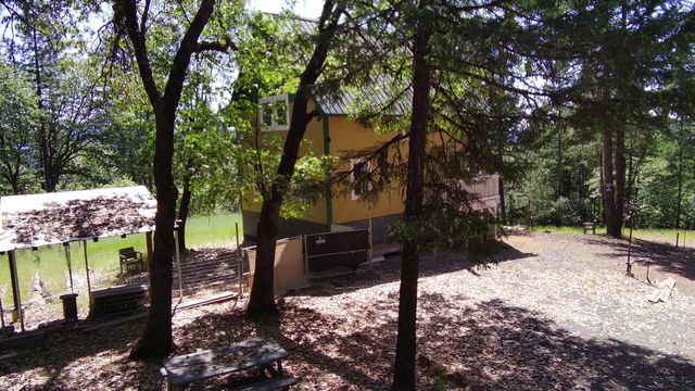 440 Upper Moore Gulch Road, Trinity Center, CA 96091