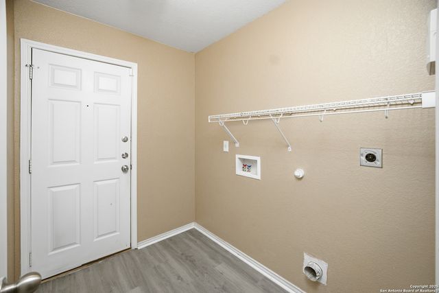 5843 Providence Oak, San Antonio, TX 78249