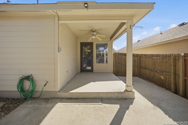 5843 Providence Oak, San Antonio, TX 78249