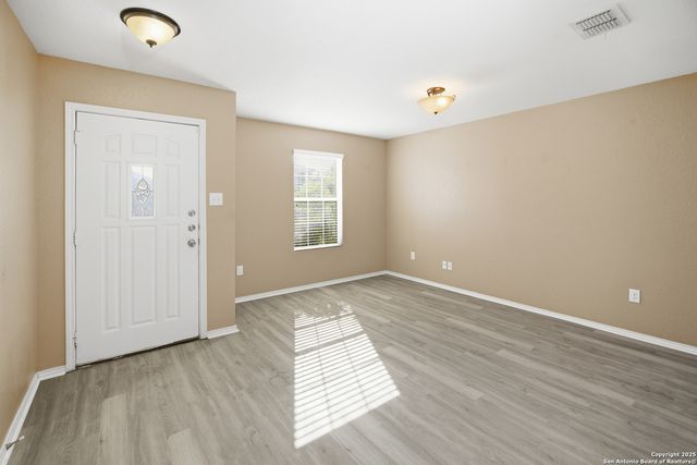 5843 Providence Oak, San Antonio, TX 78249