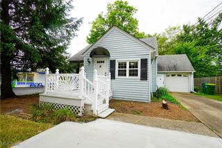 26046 Broadway Avenue, Oakwood Village, OH 44146