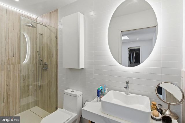 15 PARKERS POINT BLVD, Forked River, NJ 08731