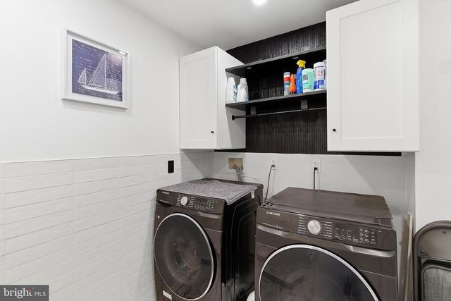 15 PARKERS POINT BLVD, Forked River, NJ 08731
