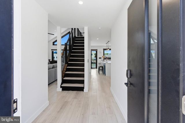 15 PARKERS POINT BLVD, Forked River, NJ 08731