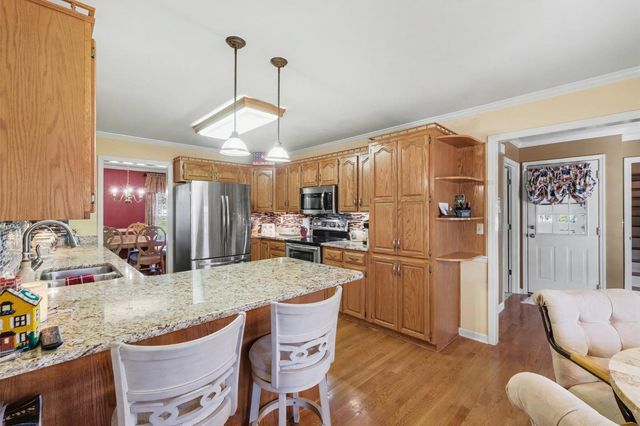 875 Sixteenth Model Rd, Manchester, TN 37355