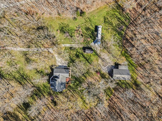 875 Sixteenth Model Rd, Manchester, TN 37355