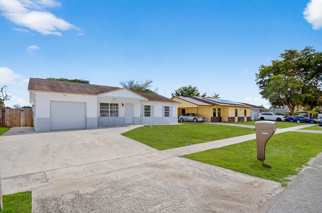 405 SW 78TH Terrace, North Lauderdale, FL 33068