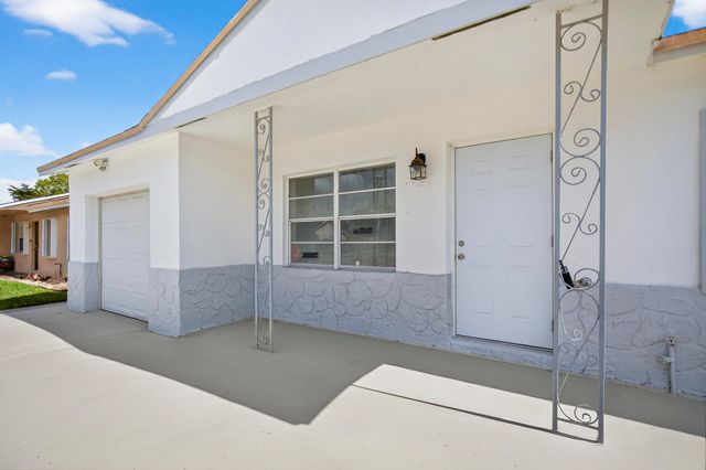 405 SW 78TH Terrace, North Lauderdale, FL 33068