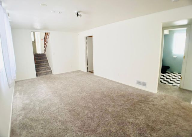 2648 3rd Avenue E, North Saint Paul, MN 55109