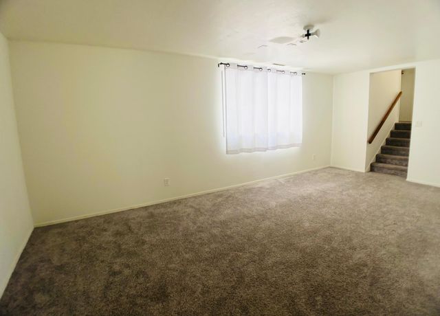 2648 3rd Avenue E, North Saint Paul, MN 55109