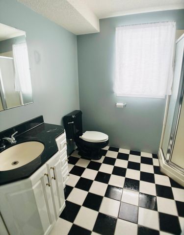 2648 3rd Avenue E, North Saint Paul, MN 55109