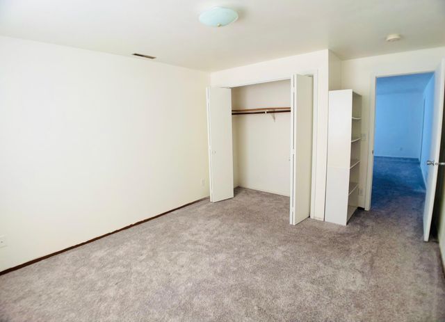 2648 3rd Avenue E, North Saint Paul, MN 55109