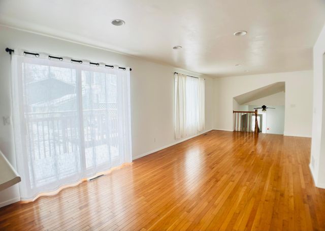 2648 3rd Avenue E, North Saint Paul, MN 55109