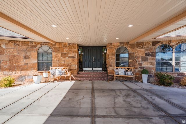 980 CACTUS CIR, St. George, UT 84790