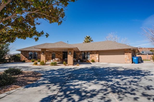 980 CACTUS CIR, St. George, UT 84790