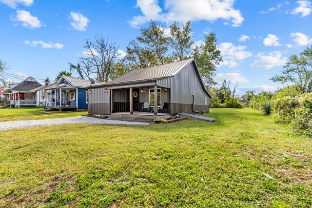 630 West North Street, Mountain Grove, MO 65711