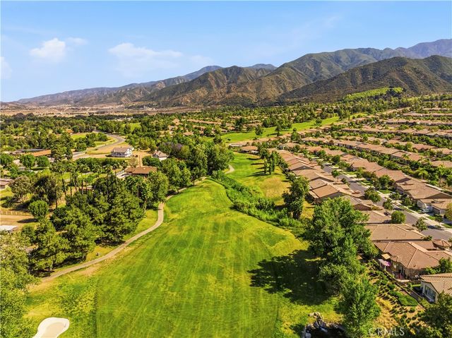 9128 Deergrass Street, Corona, CA 92883