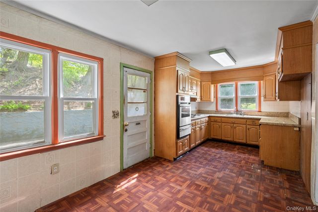 12 Arthur Place, Yonkers, NY 10701