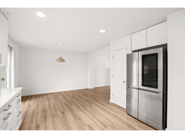 8312 Se 65TH Ave, Portland, OR 97206
