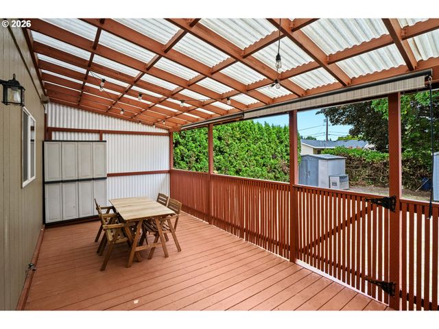 8312 Se 65TH Ave, Portland, OR 97206