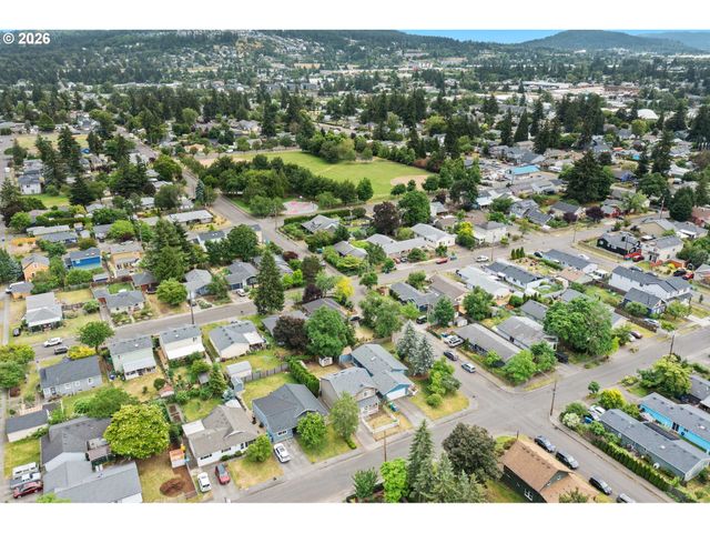 8312 Se 65TH Ave, Portland, OR 97206
