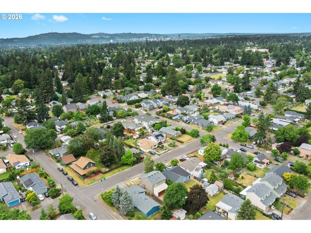 8312 Se 65TH Ave, Portland, OR 97206