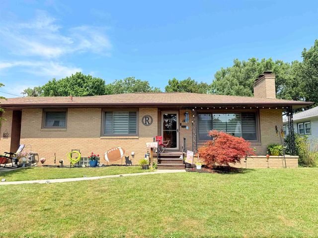 302 W Smith Street, Bay City, MI 48706