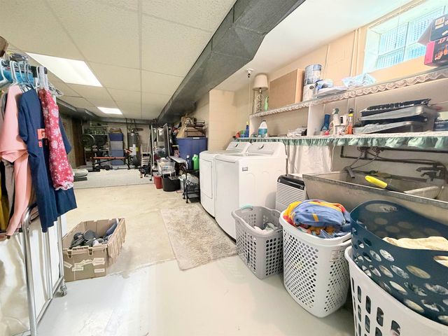 302 W Smith Street, Bay City, MI 48706